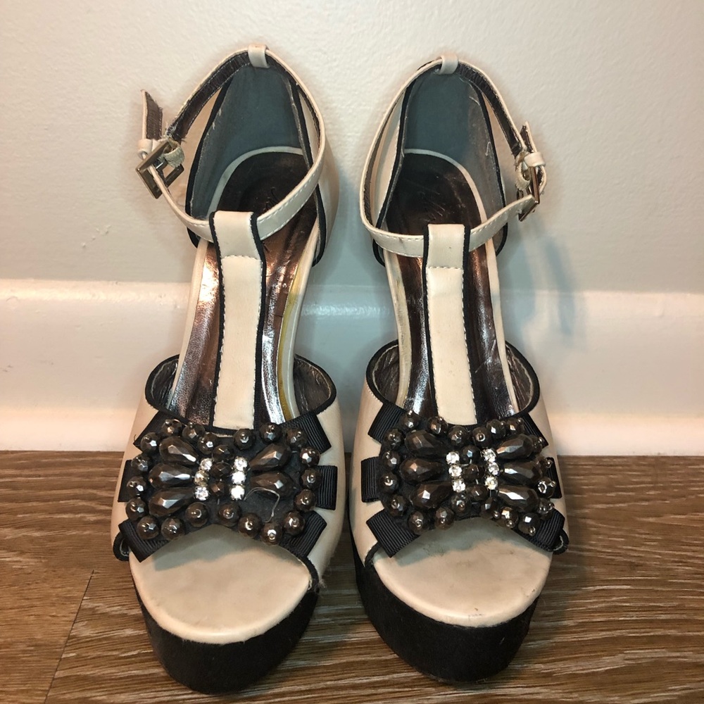 Modesta heels